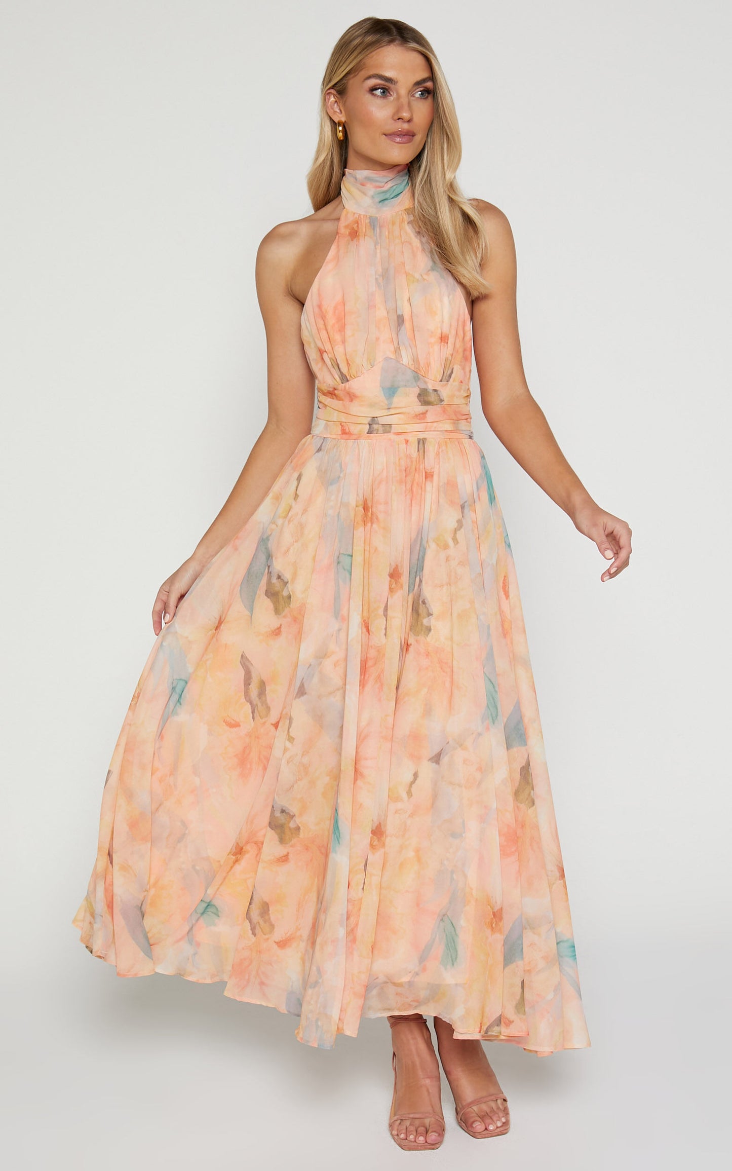 Halter Yaka Akvarel Desenli Maxi Elbise